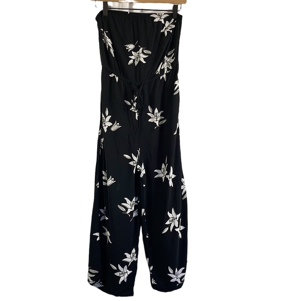 Cotton On Strapless Cropped Black and White Floral Jumpsuit Size XS